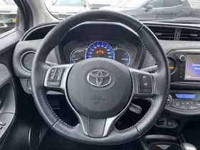 Toyota Yaris thumbnail 74
