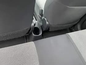 Toyota Yaris thumbnail 93