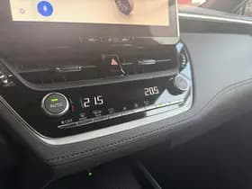 Toyota Corolla-cross thumbnail 41