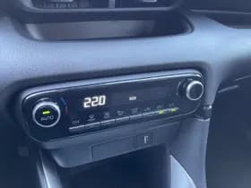 Toyota Yaris thumbnail 20