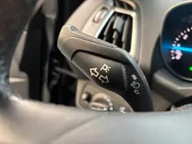 Ford Kuga thumbnail 7