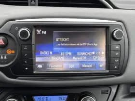 Toyota Yaris thumbnail 48