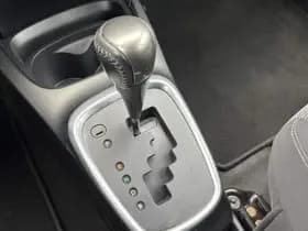 Toyota Yaris thumbnail 66