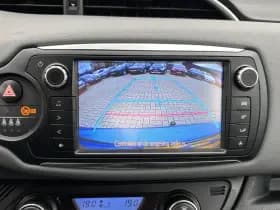 Toyota Yaris thumbnail 8