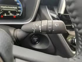 Toyota Corolla-cross thumbnail 15