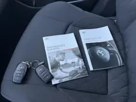 Toyota Corolla-cross thumbnail 35