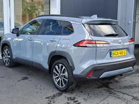 Toyota Corolla-cross thumbnail 6