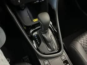 Toyota Yaris thumbnail 11