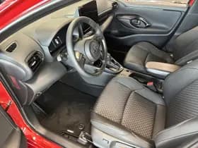 Toyota Yaris thumbnail 6