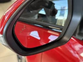 Toyota Yaris thumbnail 9