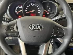 Kia Rio thumbnail 31