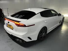 Kia Stinger thumbnail 44