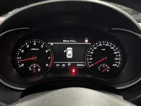 Kia Stinger thumbnail 60