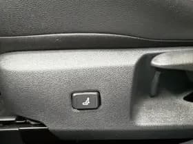 Toyota Corolla thumbnail 3