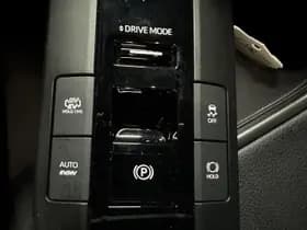 Toyota C-hr thumbnail 18