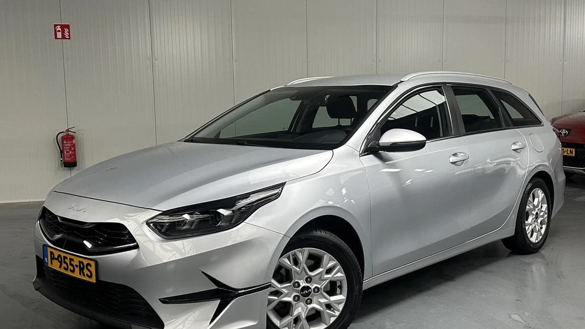 Kia Ceed-sportswagon — foto 1