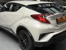 Toyota C-hr thumbnail 36