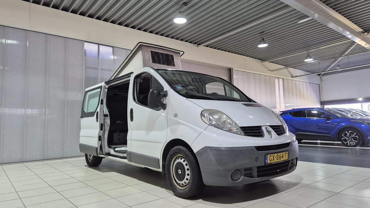 Renault Trafic — foto 1