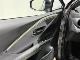 Toyota C-hr thumbnail 20