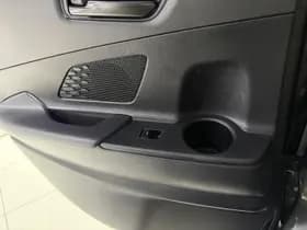 Toyota C-hr thumbnail 30