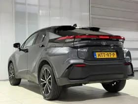 Toyota C-hr thumbnail 8