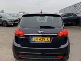 Kia Venga thumbnail 57