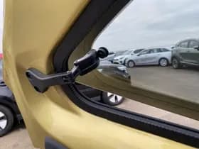 Toyota Aygo thumbnail 17