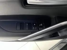 Toyota Corolla-cross thumbnail 77