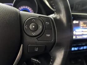 Toyota Auris thumbnail 33