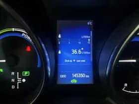 Toyota Auris thumbnail 8