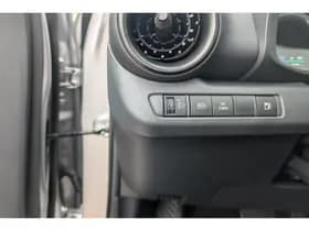 Toyota C-hr thumbnail 20