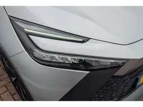 Toyota C-hr thumbnail 43