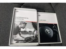 Toyota C-hr thumbnail 60