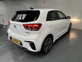 Kia Rio thumbnail 54