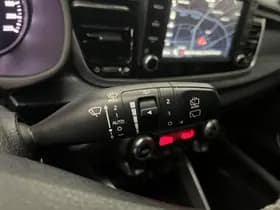 Kia Rio thumbnail 10