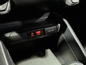 Kia Stonic thumbnail 56