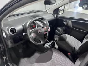 Toyota Aygo thumbnail 19
