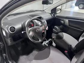 Toyota Aygo thumbnail 46