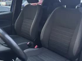 Toyota Yaris thumbnail 29