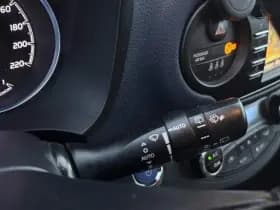 Toyota Yaris thumbnail 58