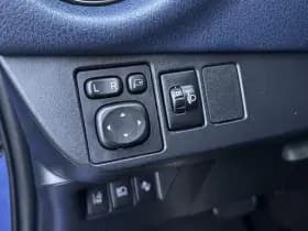 Toyota Yaris thumbnail 72