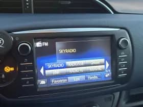 Toyota Yaris thumbnail 10