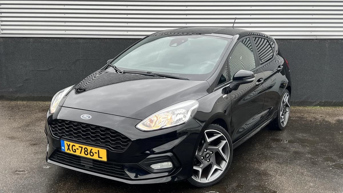 Ford Fiesta — foto 1
