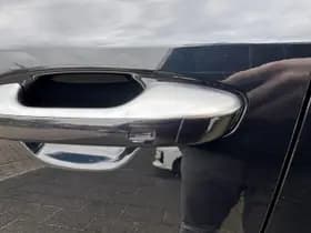 Kia Sorento thumbnail 4