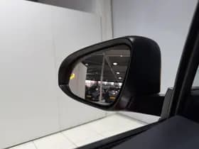 Toyota C-hr thumbnail 22