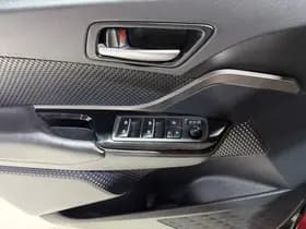 Toyota C-hr thumbnail 63