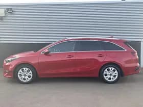 Kia Ceed-sportswagon thumbnail 2