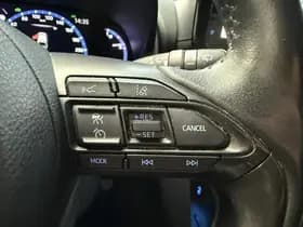 Toyota Yaris-cross thumbnail 31