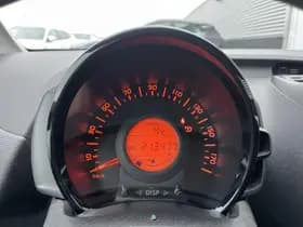 Toyota Aygo thumbnail 23