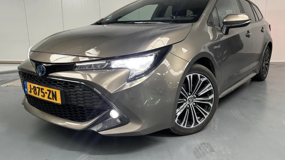 Toyota Corolla-touring-sports — foto 1